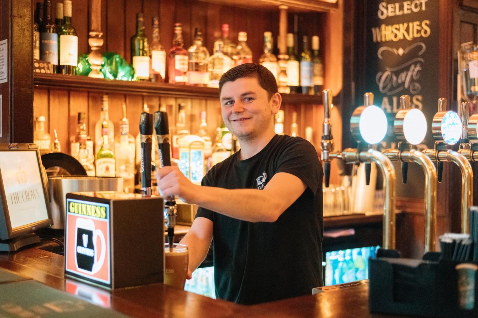 The Crown Pub & Guesthouse London Bagian luar foto