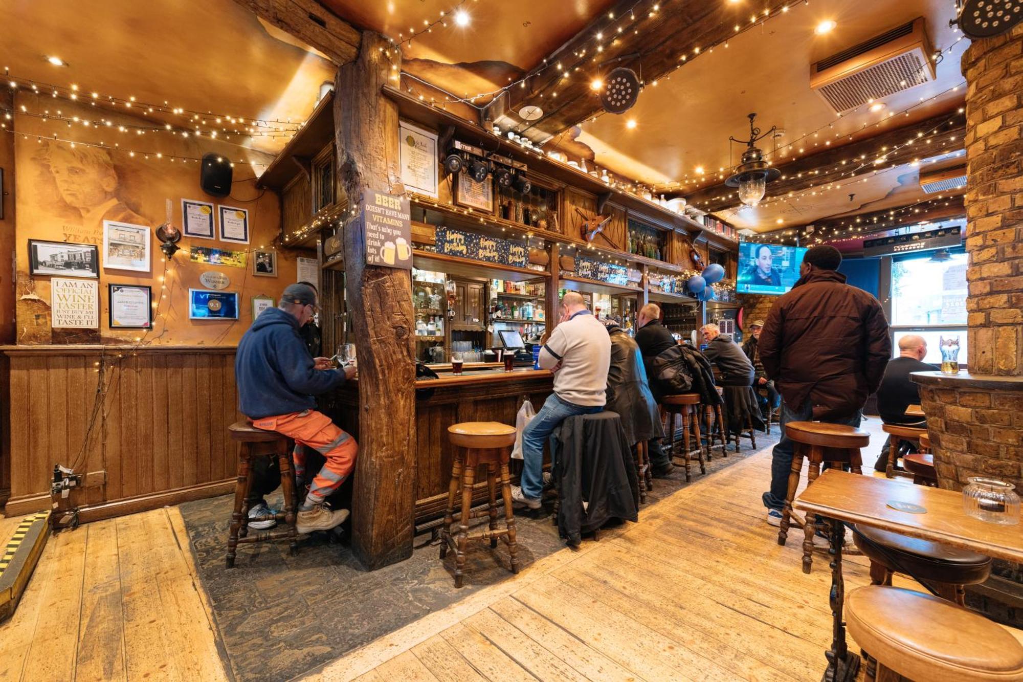 The Crown Pub & Guesthouse London Bagian luar foto