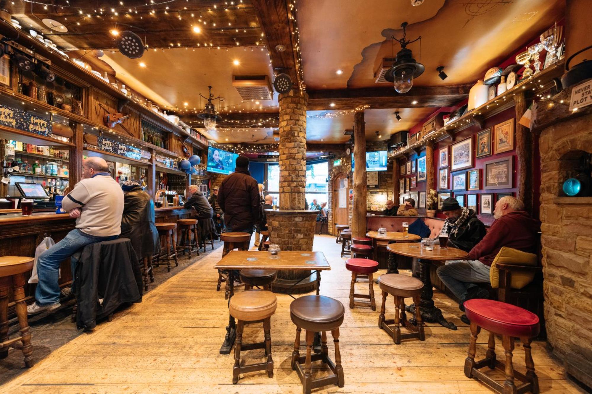 The Crown Pub & Guesthouse London Bagian luar foto