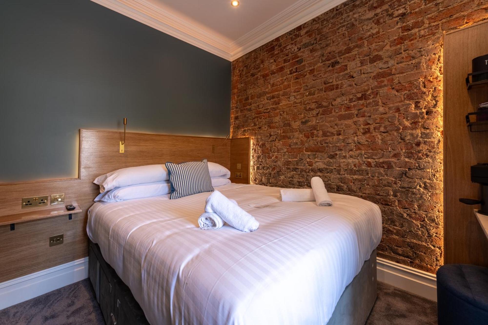 The Crown Pub & Guesthouse London Bagian luar foto